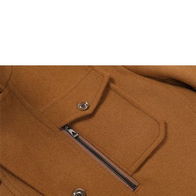 두층 목걸이 남자 양털 코트 엮은 양털 천과 빈티지 장식
